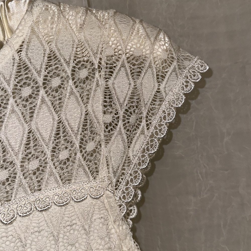Blackout S Ivory Cap Sleeve Lace A-Line Dress - Picture 8 of 12
